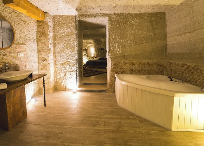 My Cave Suites